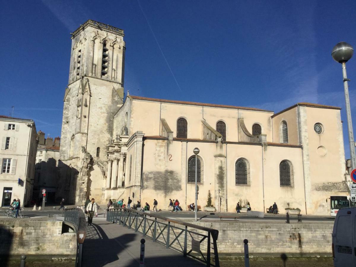 Appartement centre ville près du port avec parking et wifi La Rochelle  Esterno foto