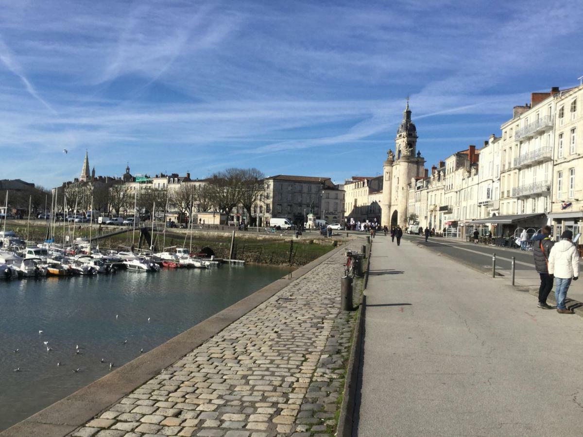 Appartement centre ville près du port avec parking et wifi La Rochelle  Esterno foto